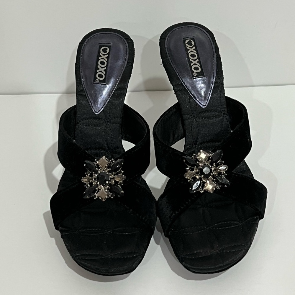 Women’s Black Velvet Embellished Strappy Open Toe Slip On Sandals Shoes Sz 6.5